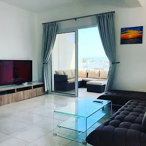 Thomas Apartament